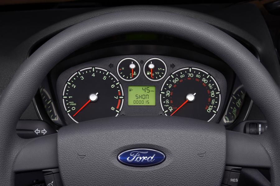  Ford Transit Connect 2010 года  (фото 94 из 109)
